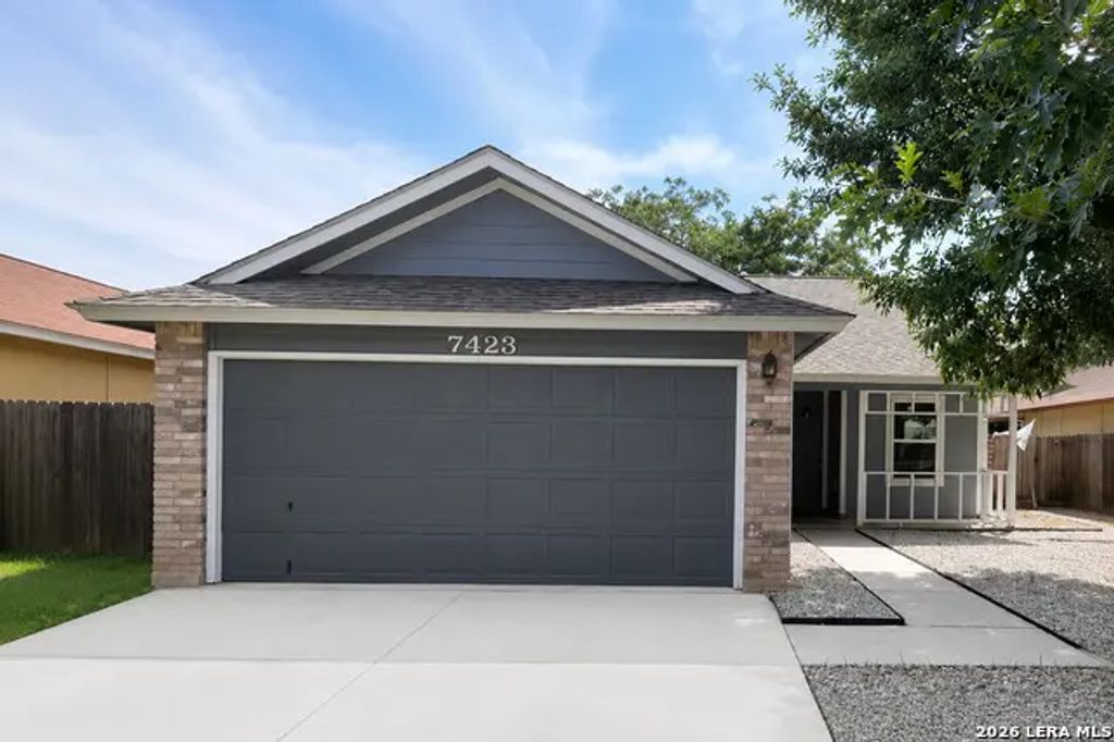 7423 Hardesty, San Antonio