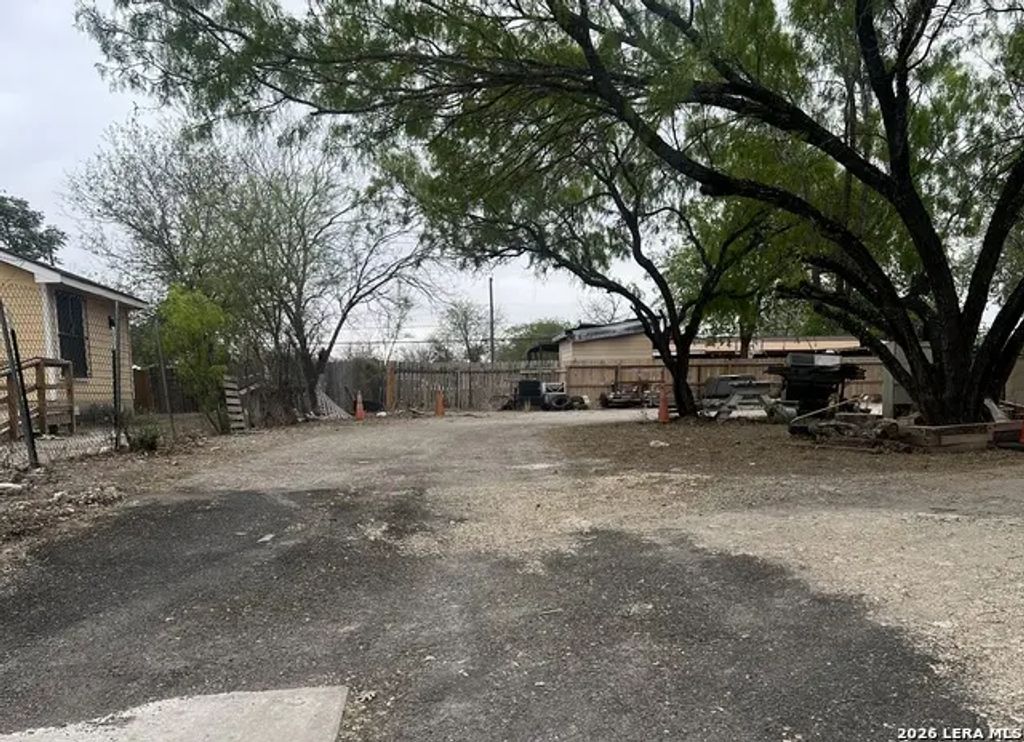 234 Azucena, San Antonio