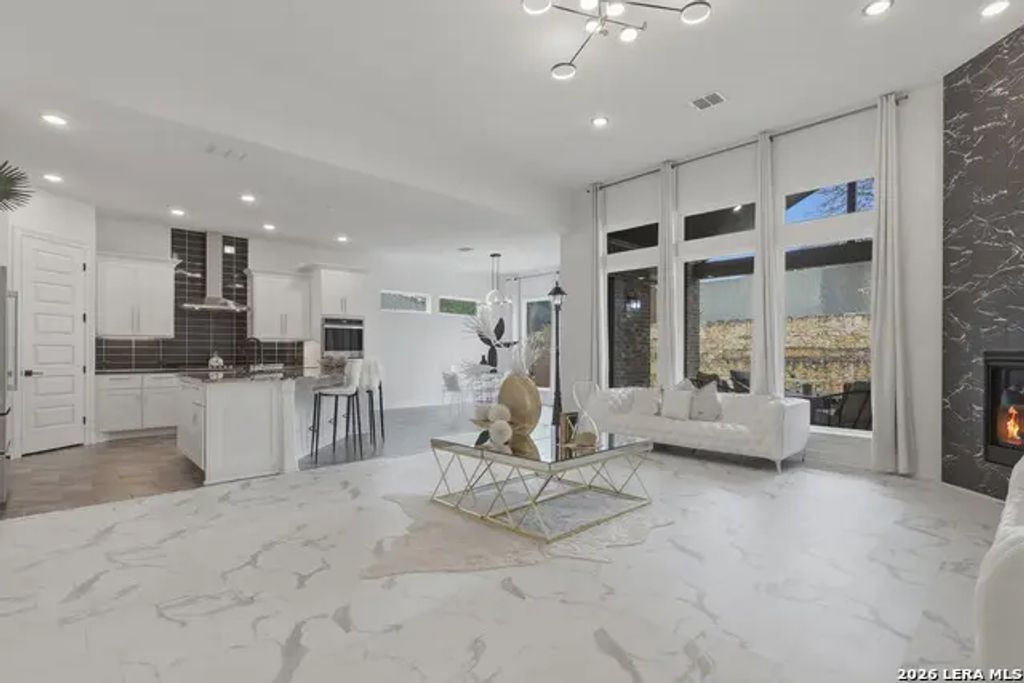 2035 Buckner, San Antonio