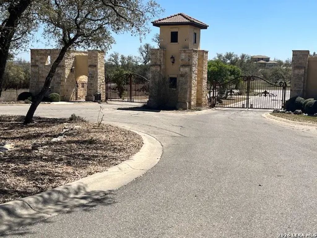 1161 Brads Flight, Canyon Lake