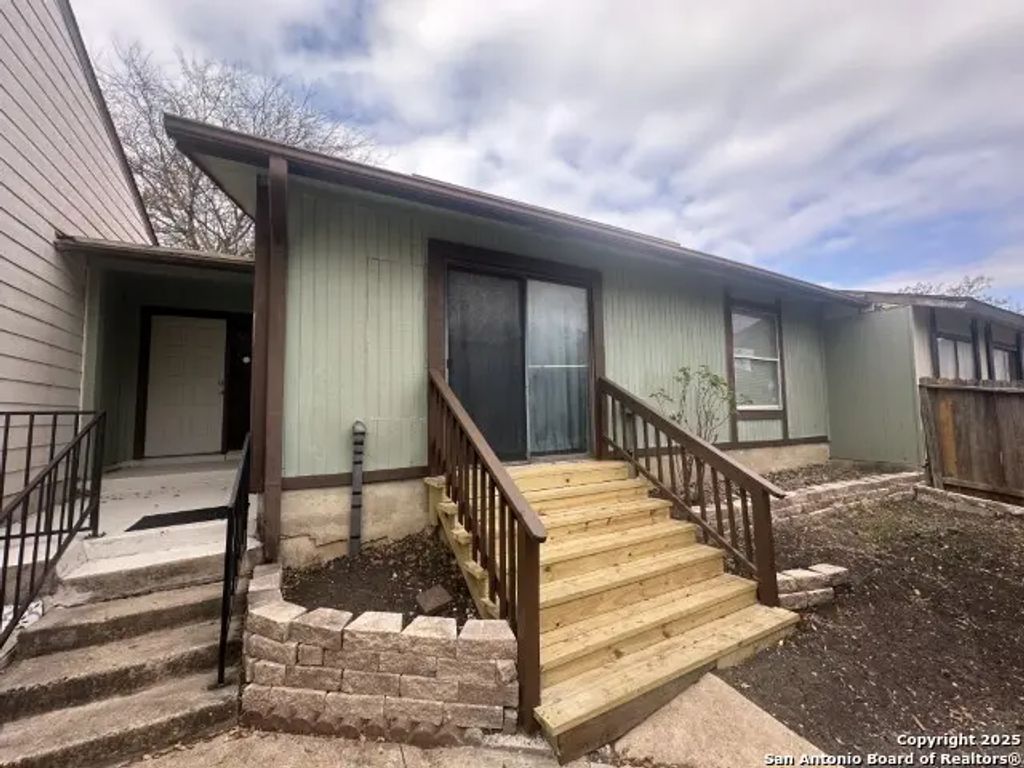 1325 Bitterlake, San Antonio