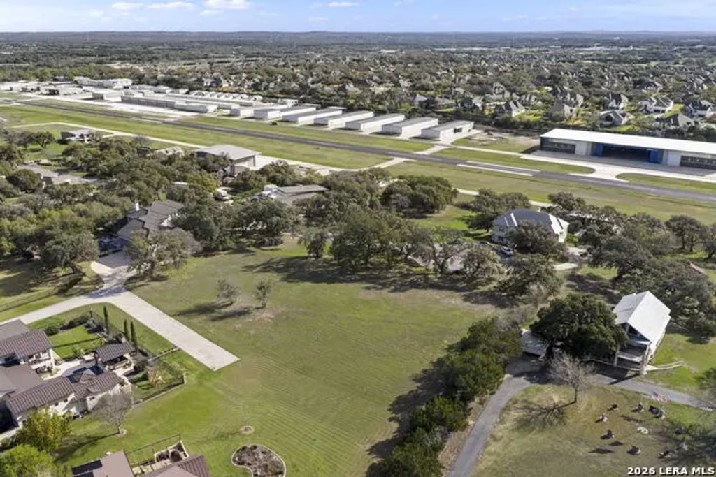 17 Boerne Stage Airfield, Boerne