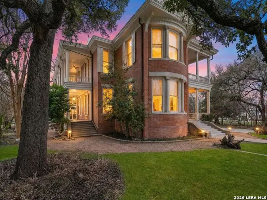 372 Magazine Ave, New Braunfels