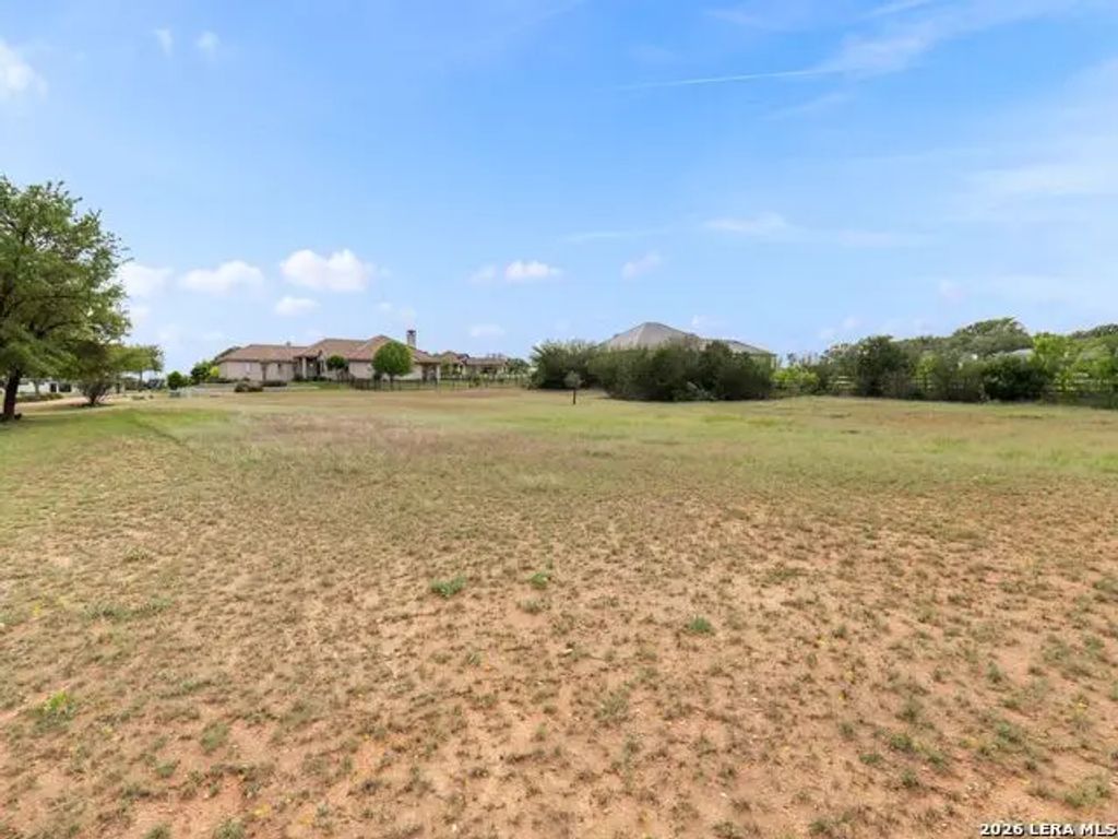 26604 Hunters Grove Ct, SPICEWOOD