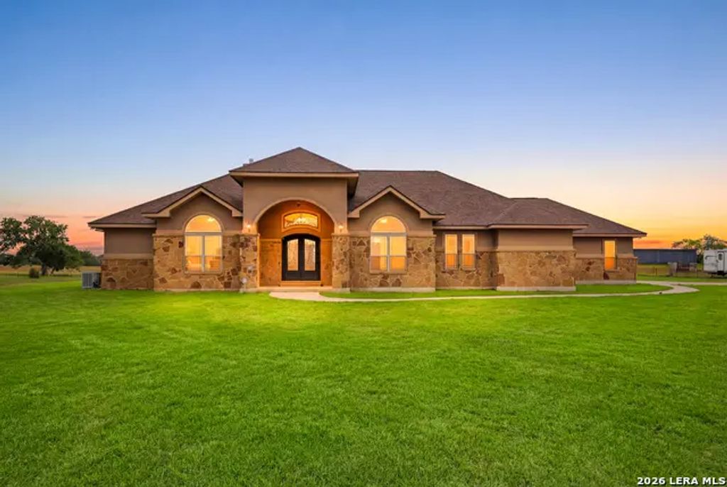 15820 Fm 539, La Vernia