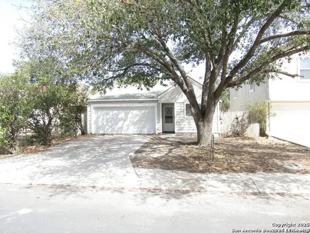 10243 Raven Field, San Antonio