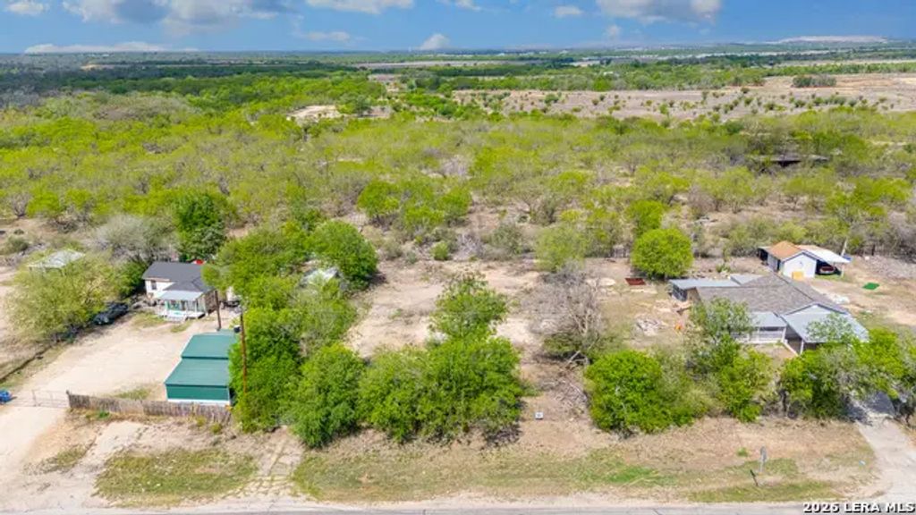 13947 Somerset, Von Ormy