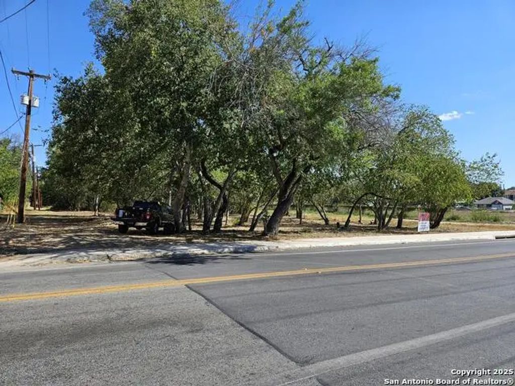 Cosgrove, San Antonio