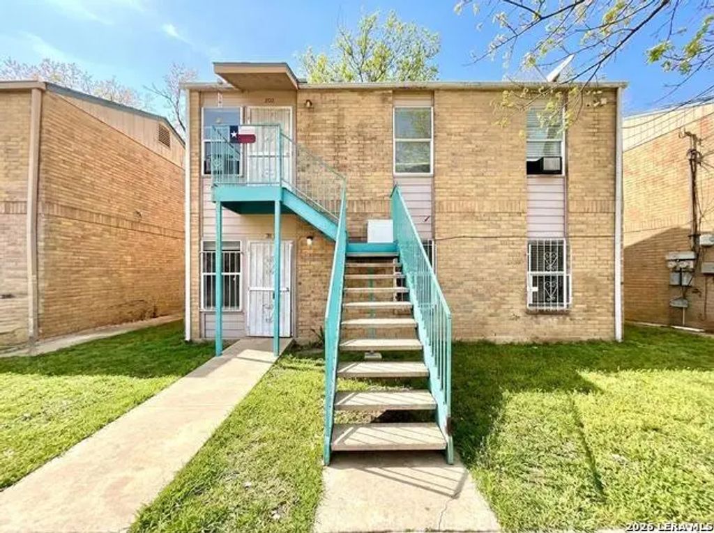 518 Briggs St 401, San Antonio