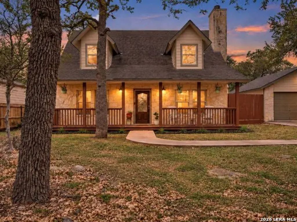 786 Deep Water Drive, Spring Branch