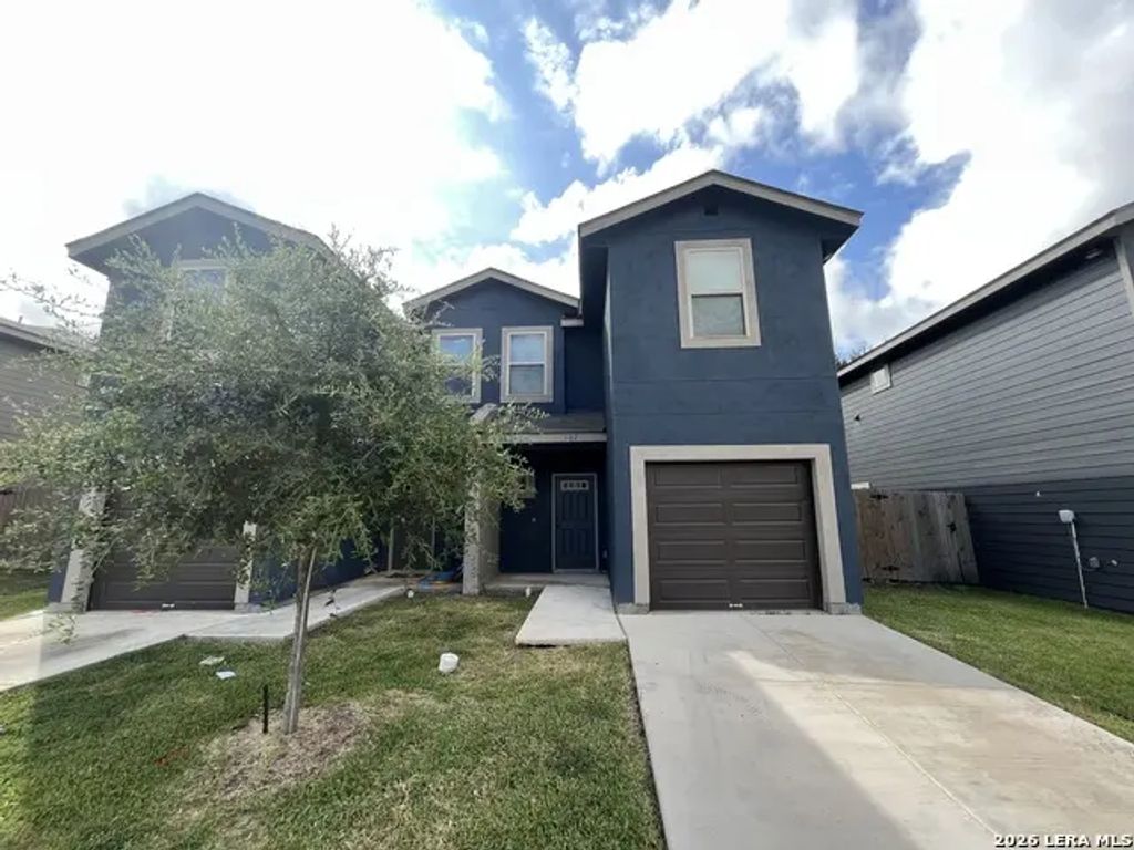 6866 Lakeview Dr, San Antonio