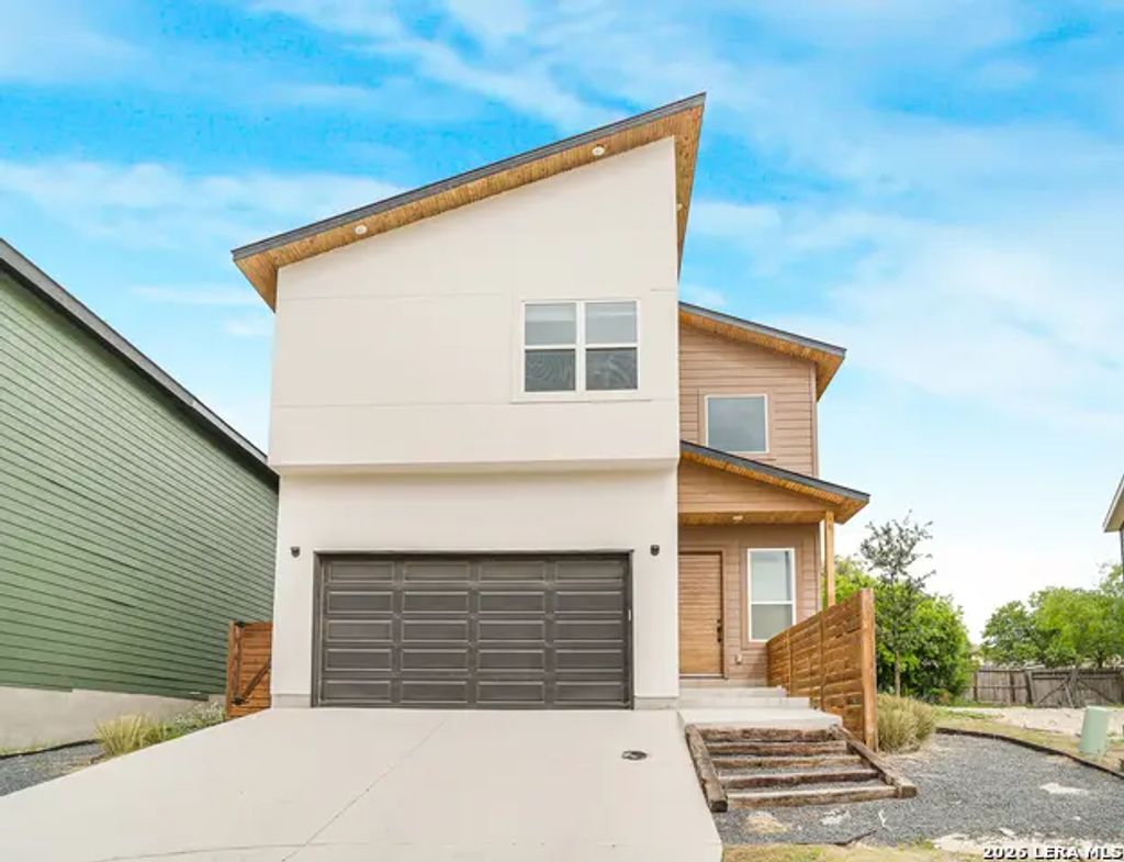 10743 Pharaoh, San Antonio