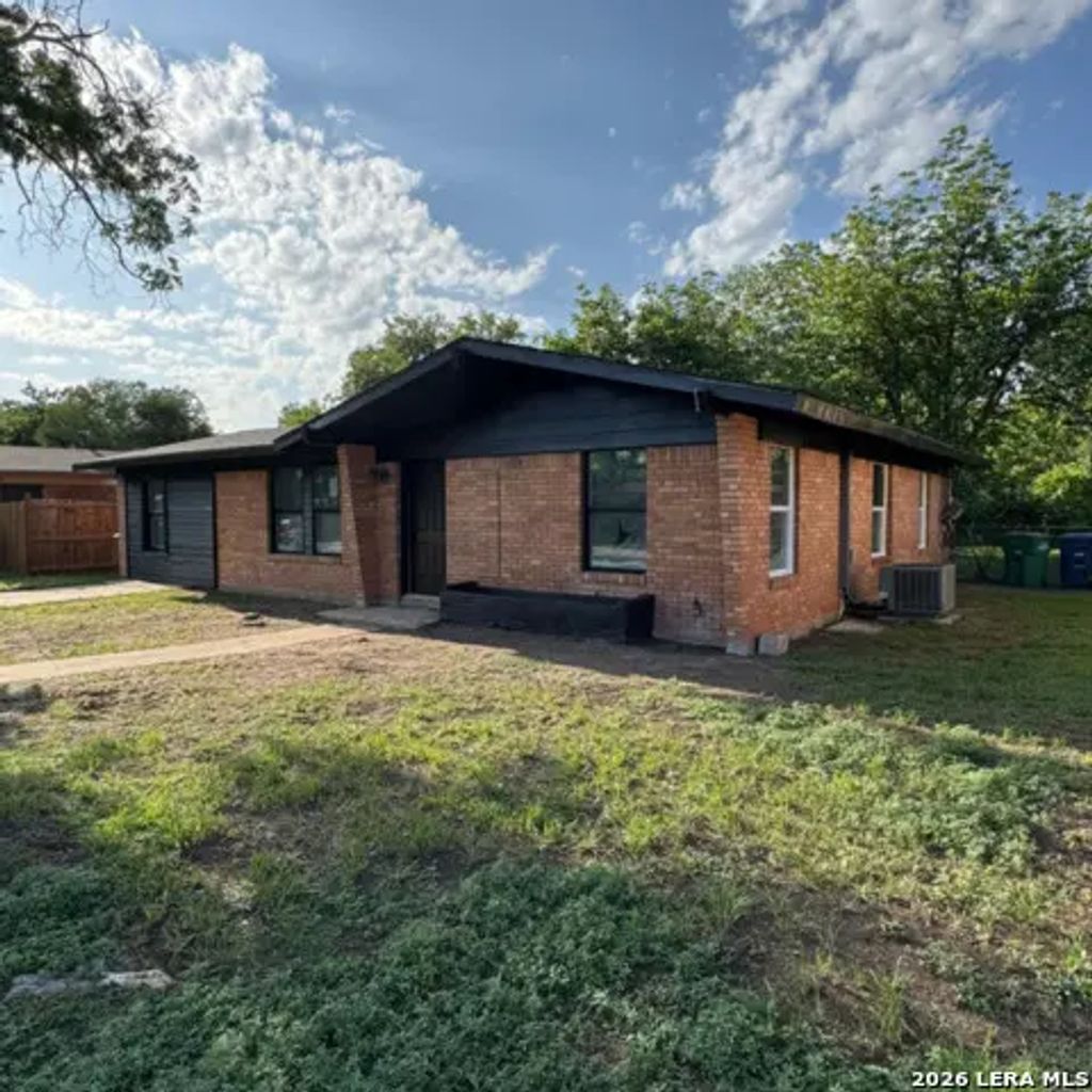 4627 Lakewood Dr, San Antonio