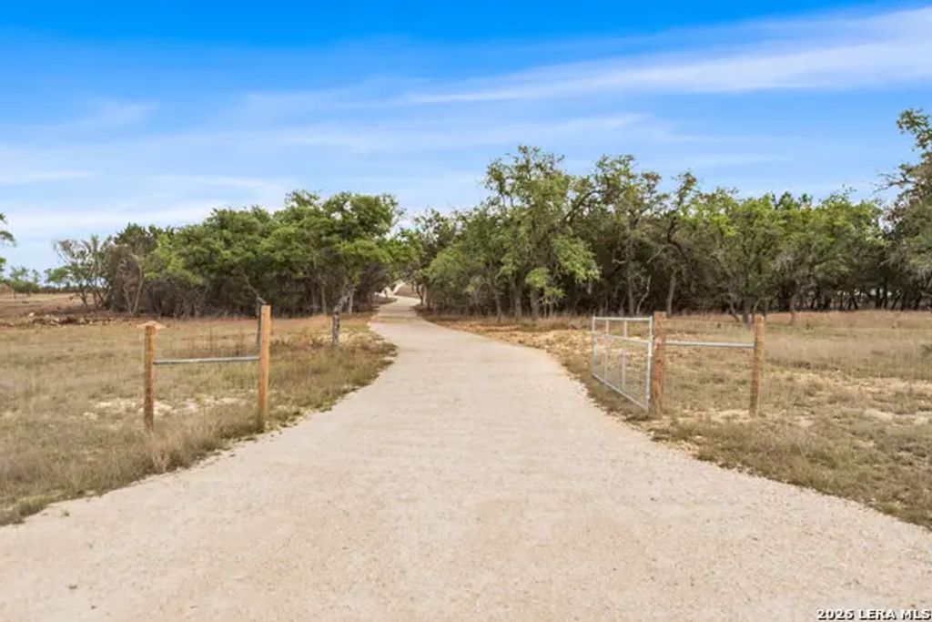 10205 #2 Johns Road, Boerne