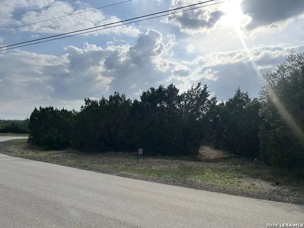 1049 Grassland, Bulverde