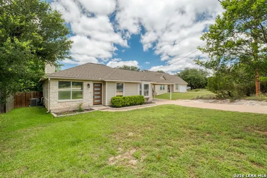 10114 Thomas Ln, Dripping Springs