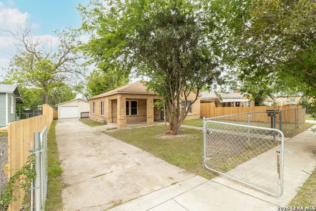 115 Broadbent Ave, San Antonio