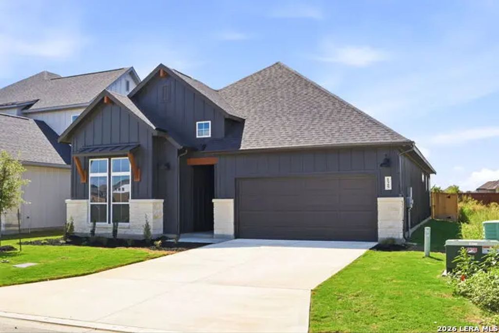 125 Travis Drive, Castroville