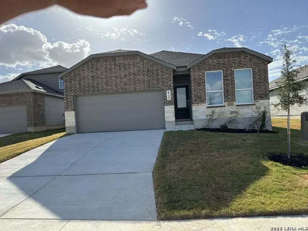 6723 Flores Rd, Spring Branch
