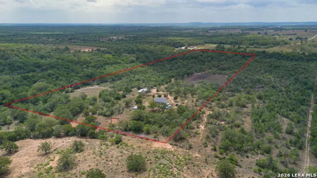 2354 Fm 2438, Seguin