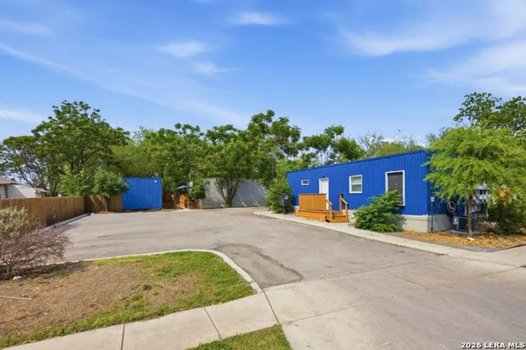 1033 Rivas, San Antonio