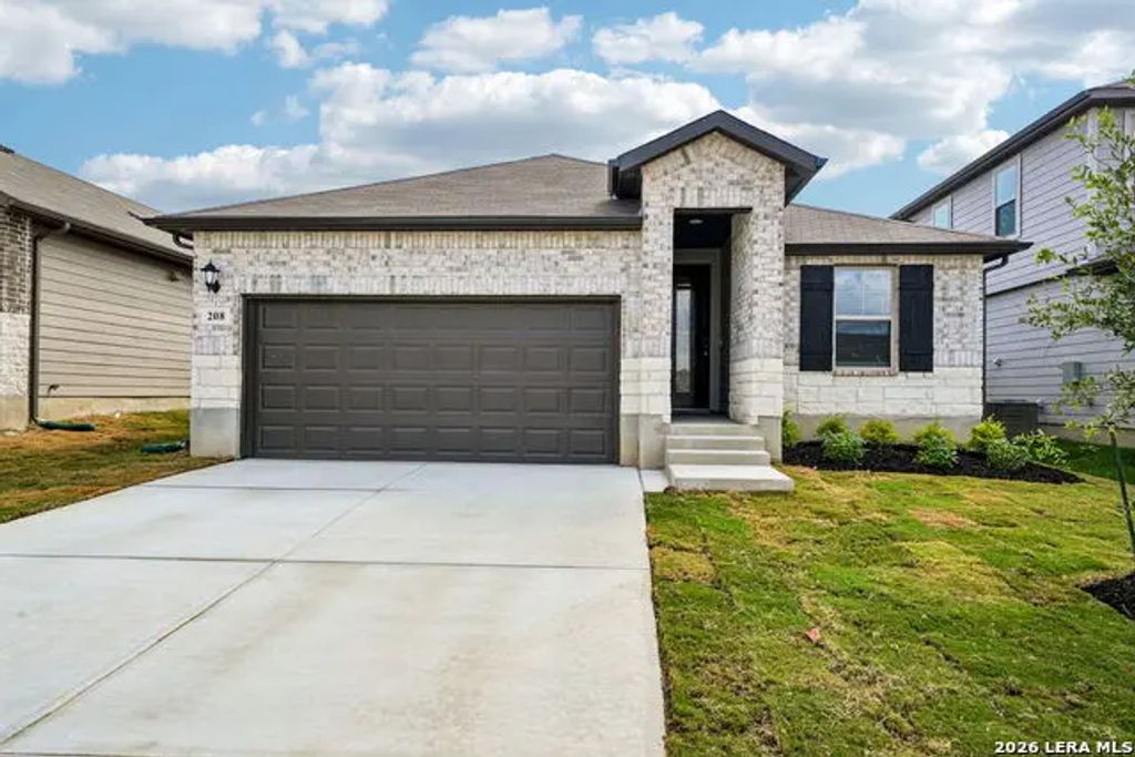 208 Barton Point, Cibolo