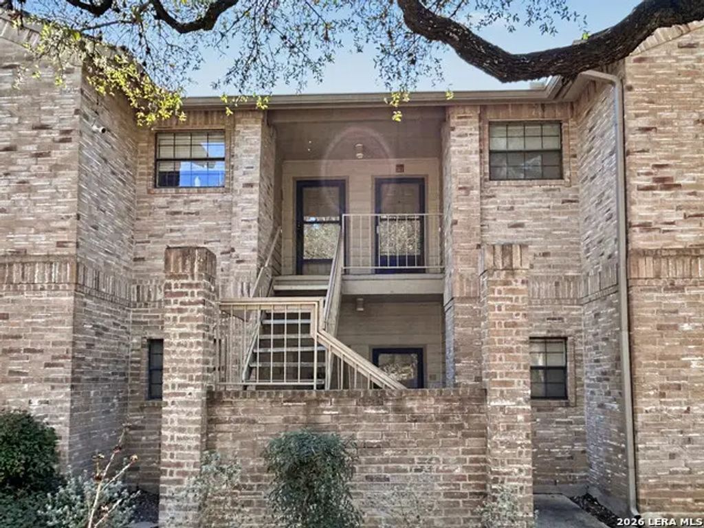 12446 Starcrest Dr 312, San Antonio