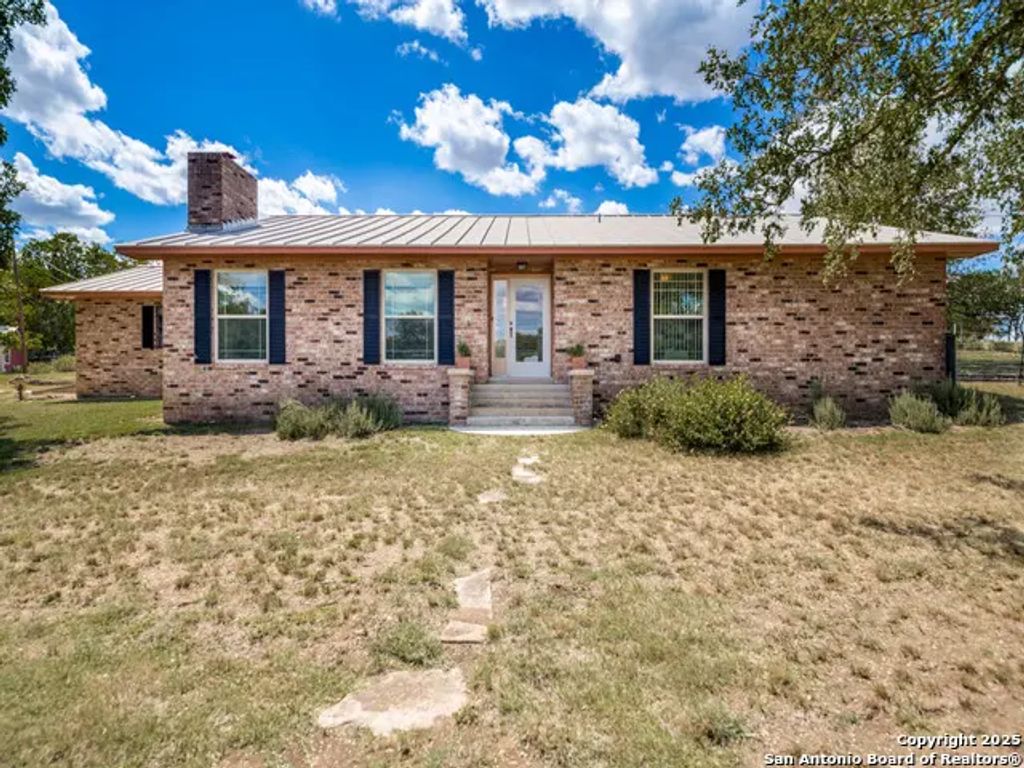 135 Manor, Comfort