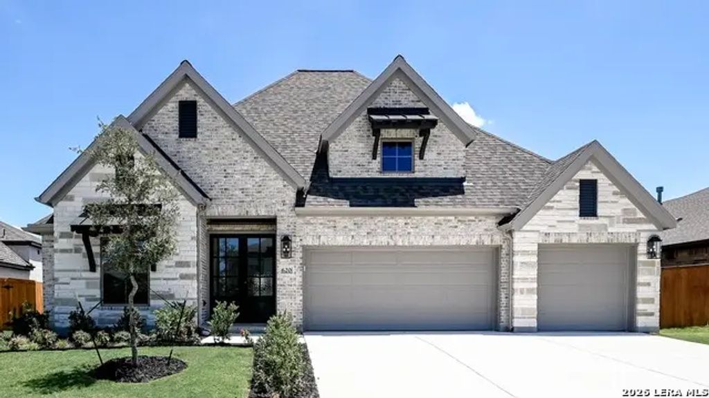 620 Bodark Street, New Braunfels