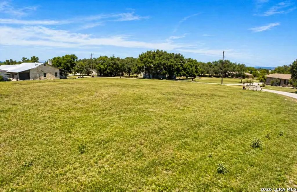 Woodview Circle, Bandera
