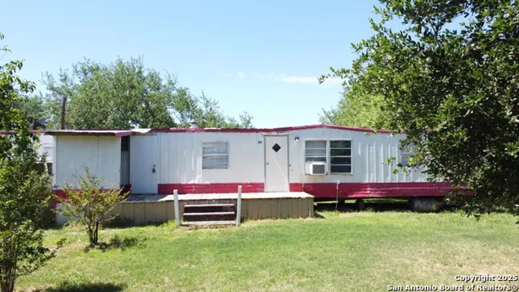 80 San Antonio St, Campbellton