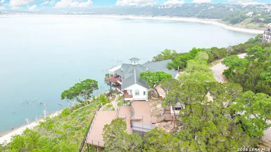 1460 Oc Trout Dr, Canyon Lake