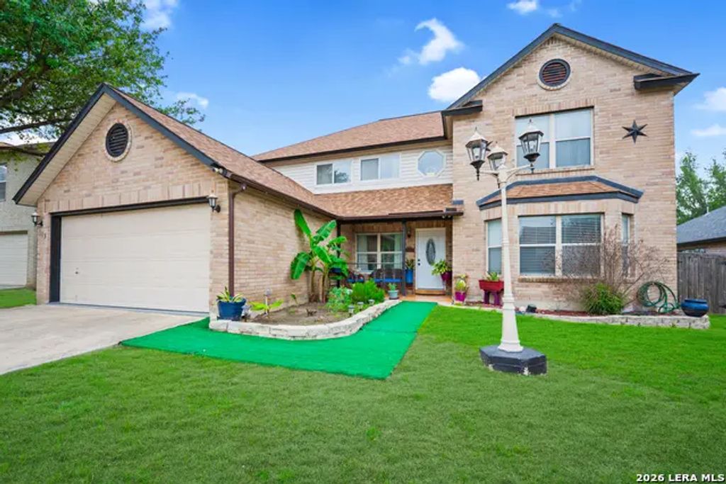 124 Springtree Grove, Cibolo