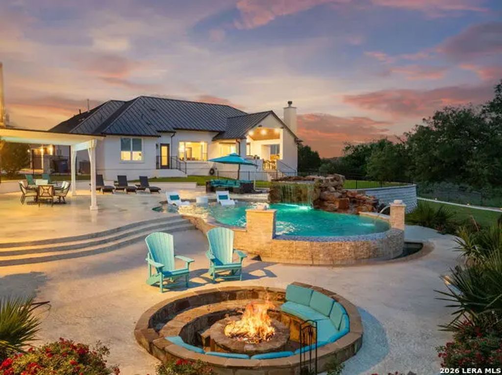 1344 Bordeaux Ln, New Braunfels