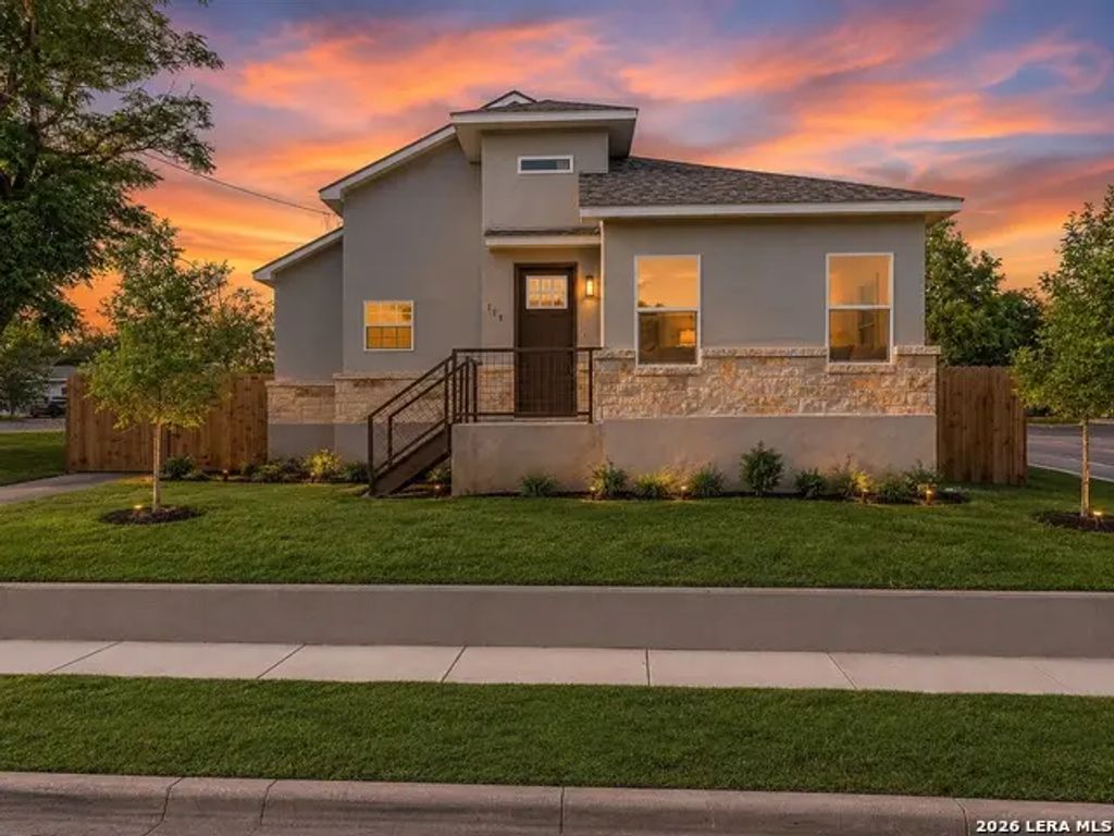 717 Fair, San Antonio