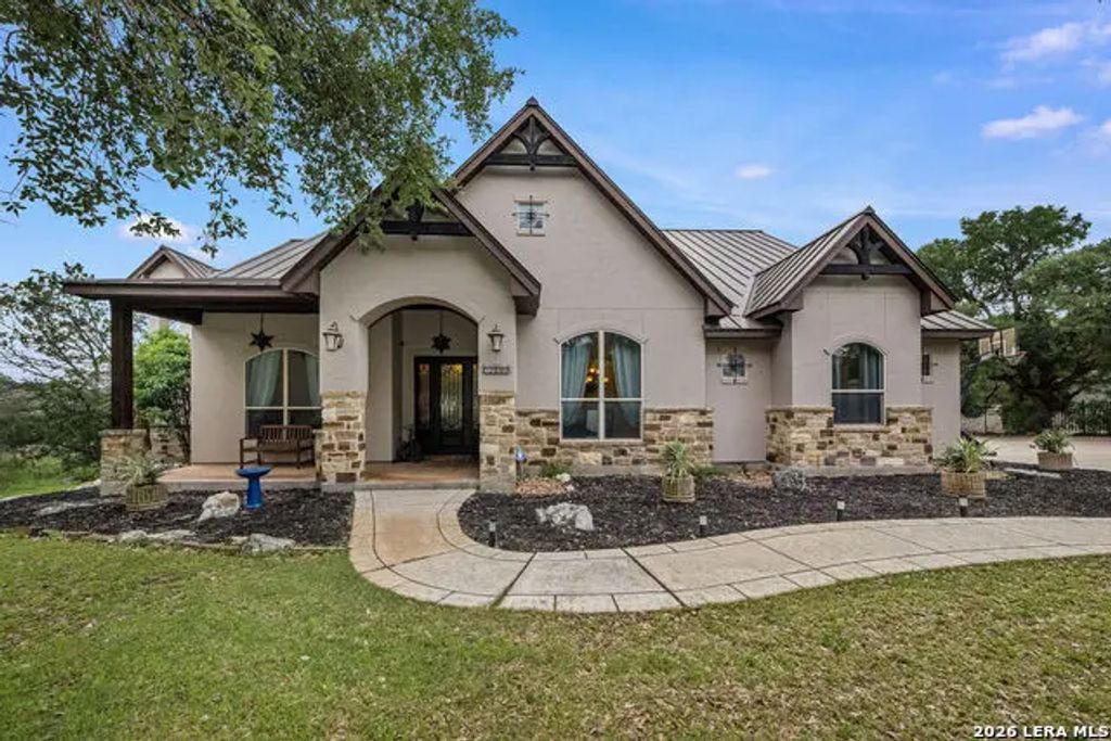1955 Oakland Bnd, San Antonio