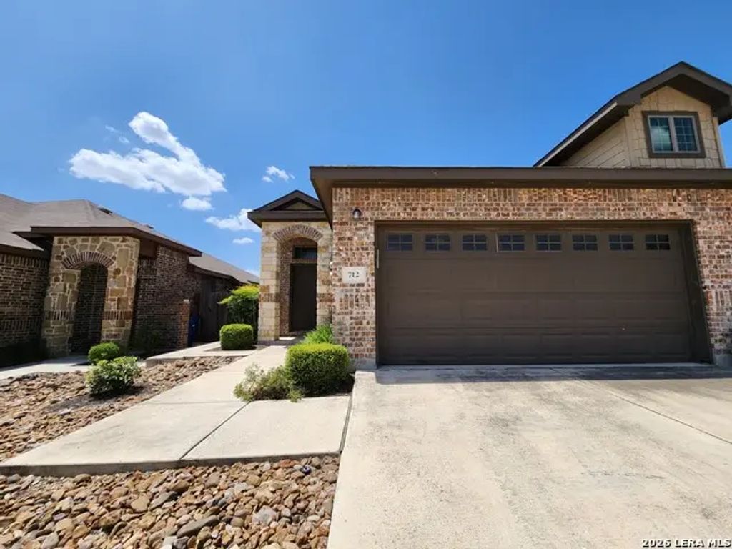 712 Creekside Cir, New Braunfels