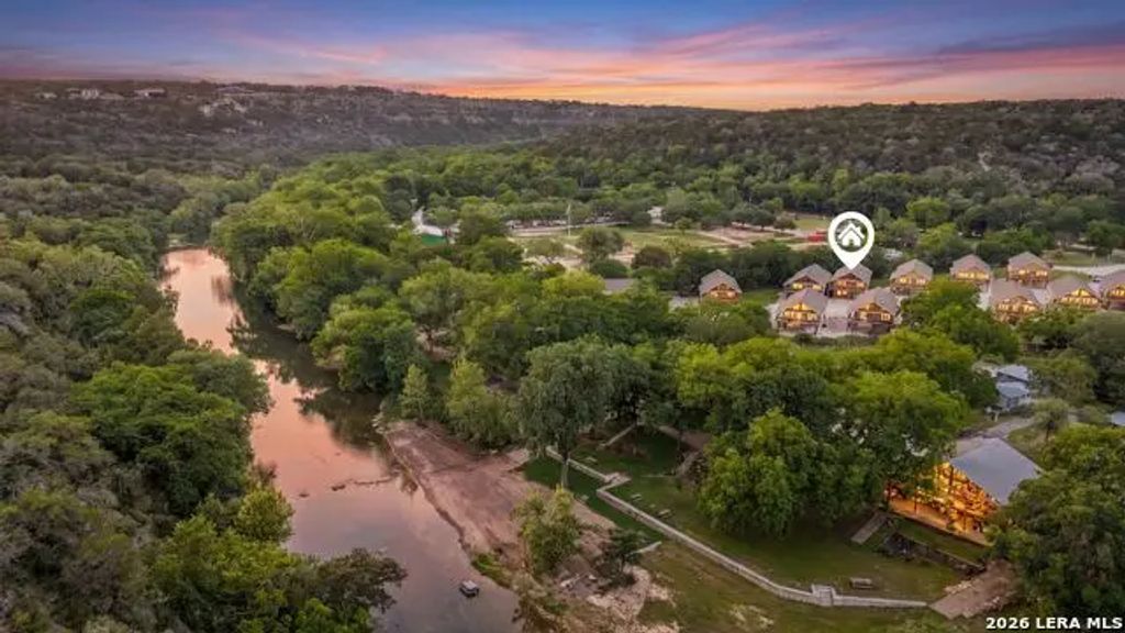 150 River Villas Court # 7, New Braunfels