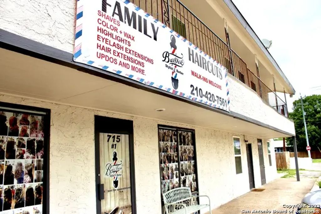 715 New Laredo Hwy, San Antonio