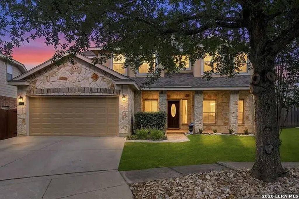 8942 Firebaugh Dr, Helotes