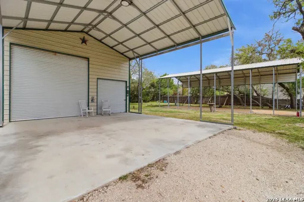 390 Pr 1507, Bandera