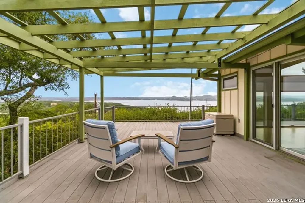 329 Vip Dr, Canyon Lake