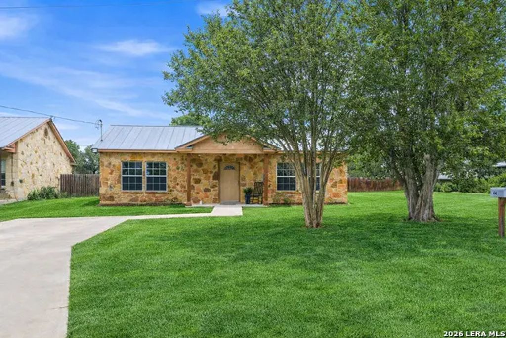 414 Harl St, Pleasanton