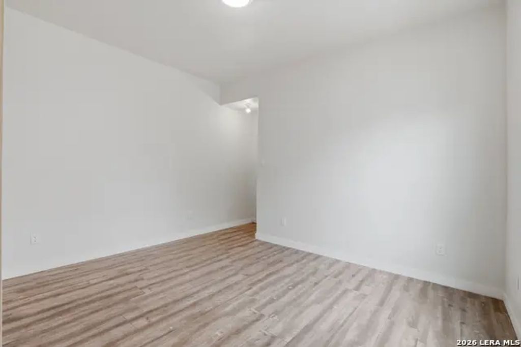 1021 Center St, San Antonio