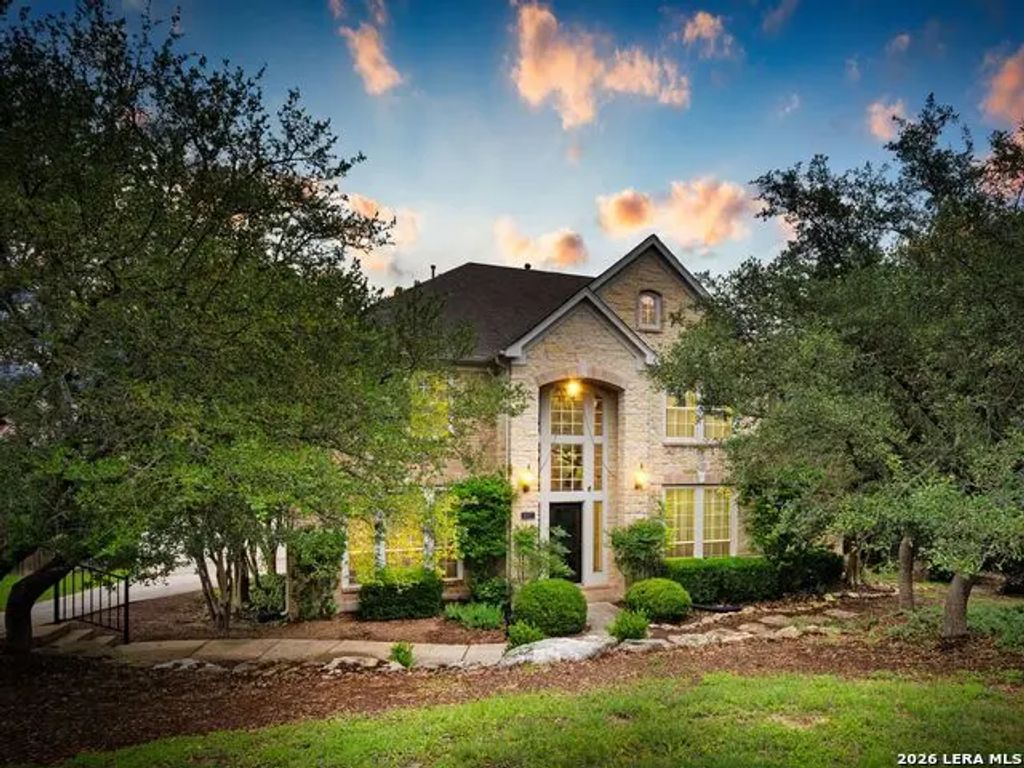 8903 Woodland Pass, Boerne