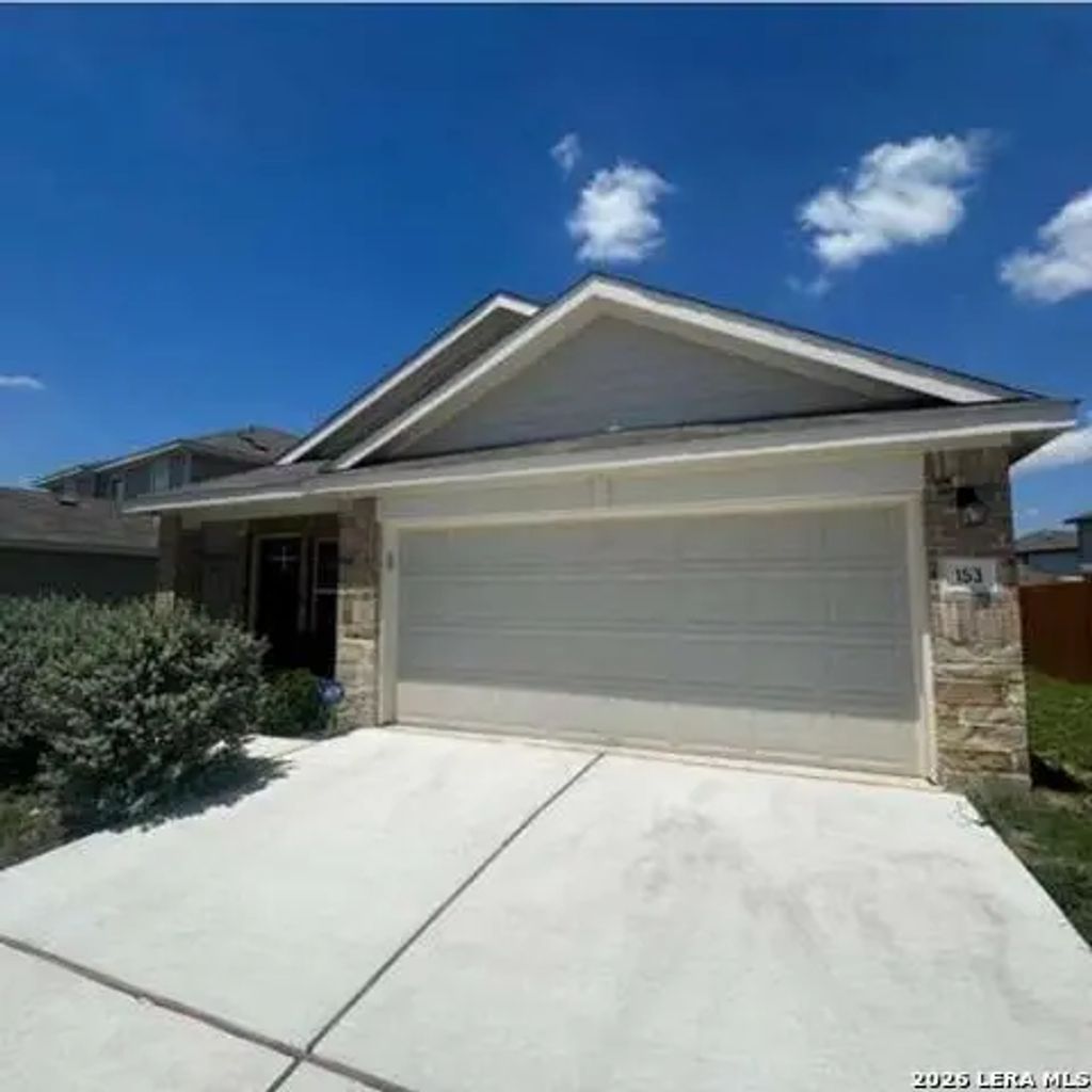 153 Lake Sweetwater Ln, Buda
