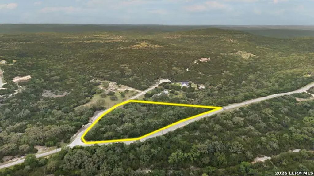 138 County Road 2765, Mico