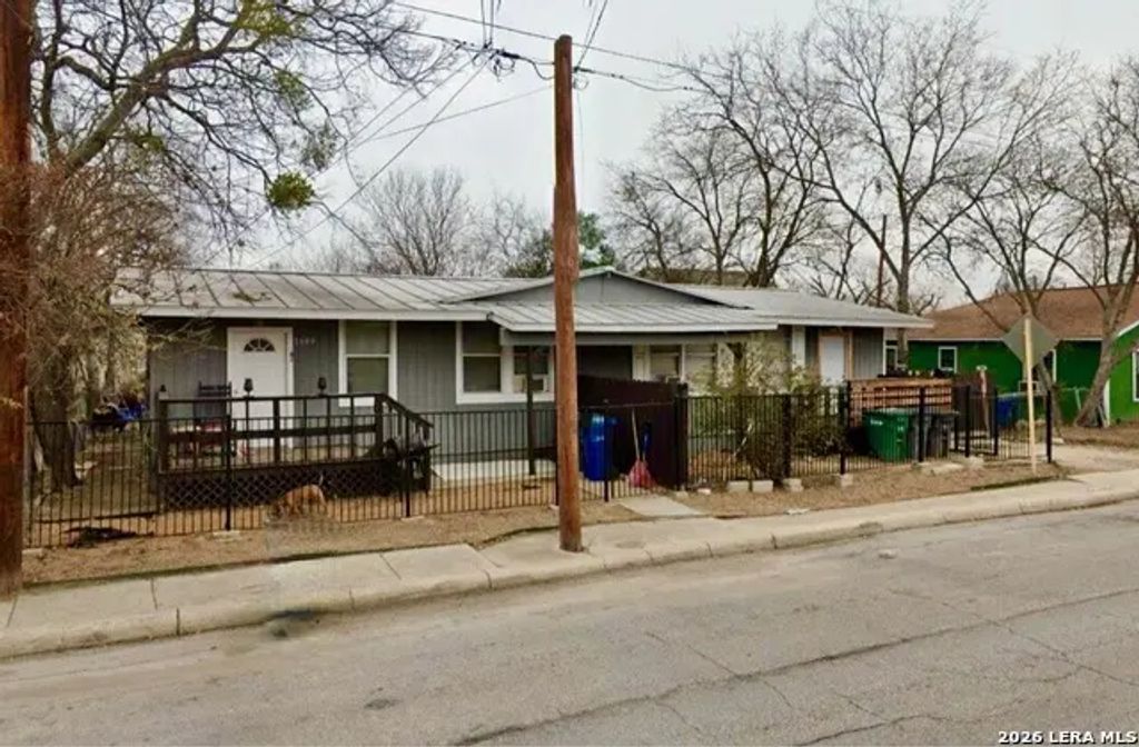 2609 W Poplar, San Antonio