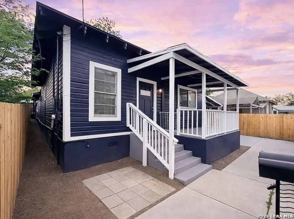 105 Dewitt, San Antonio