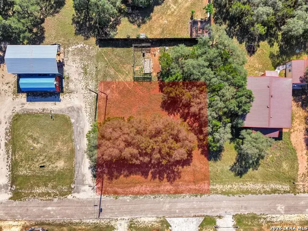 691 Private Road 1512, Bandera